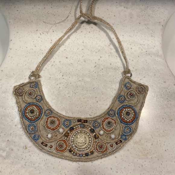 Ethnic style necklace - Picture 1 of 5